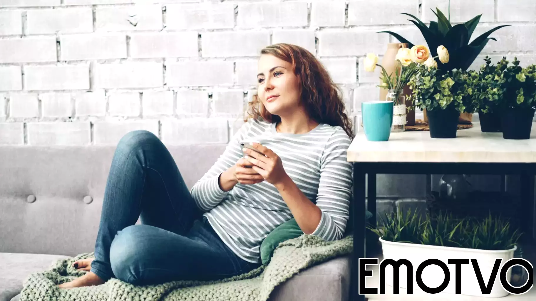 Psychology says people who keep their phone on silent share these 7 rare personality traits