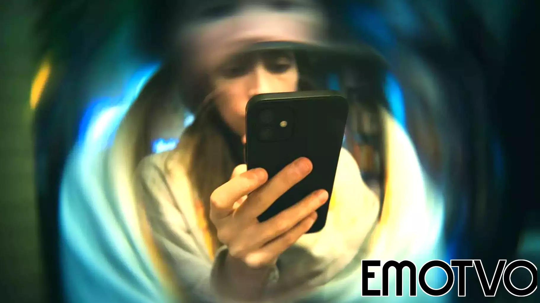 The Psychology Behind Doomscrolling—And How to Avoid It