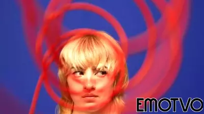 The Easiest Way Out Of A Negative Thought Spiral, By A Psychologist